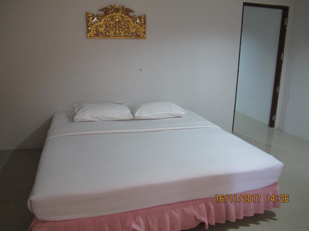 Tongpoon Hotel Bangkok Exterior foto